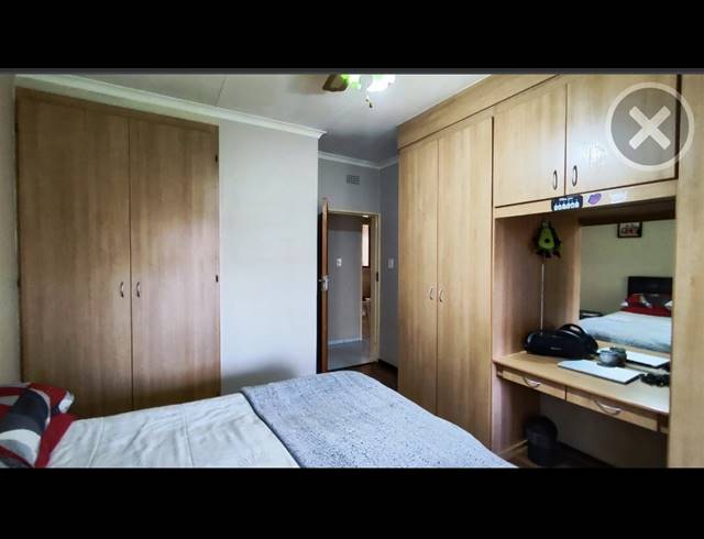 3 BEDROOM SECTIONAL TITLE FOR SALE IN EDLEEN